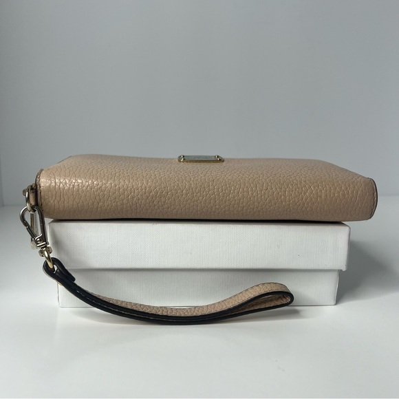 Michael Kors Jet Set Continental Tan Leather Long Zip Around Wallet/Wristlet 💕 - Picture 6 of 14